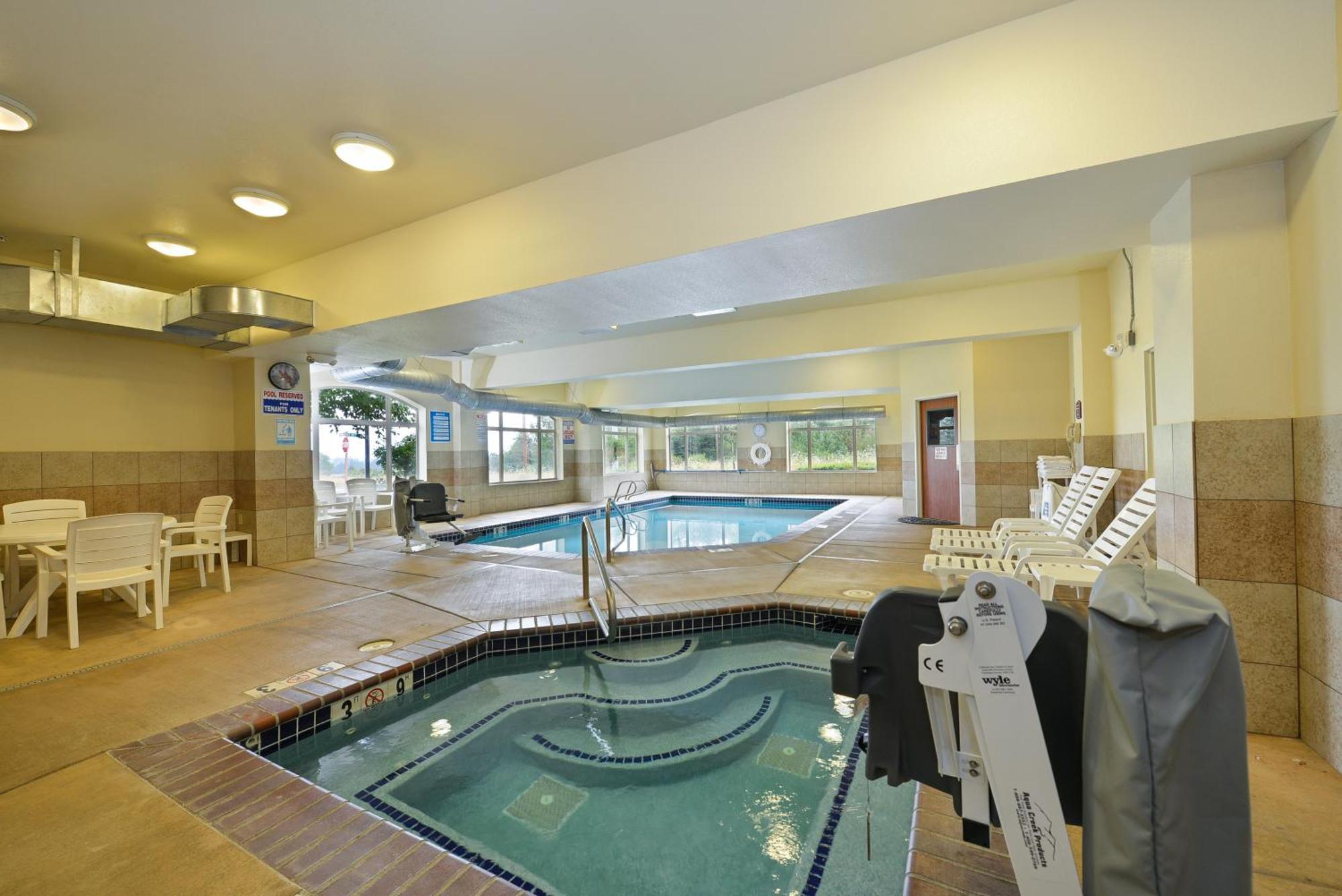 Comfort Suites Eugene Ngoại thất bức ảnh